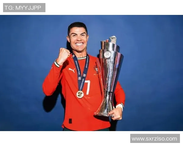 葡萄牙足球巨星C罗:传奇生涯与球场上的卓越表现 葡萄牙足球巨星C罗:传奇生涯与球场上的卓越表现